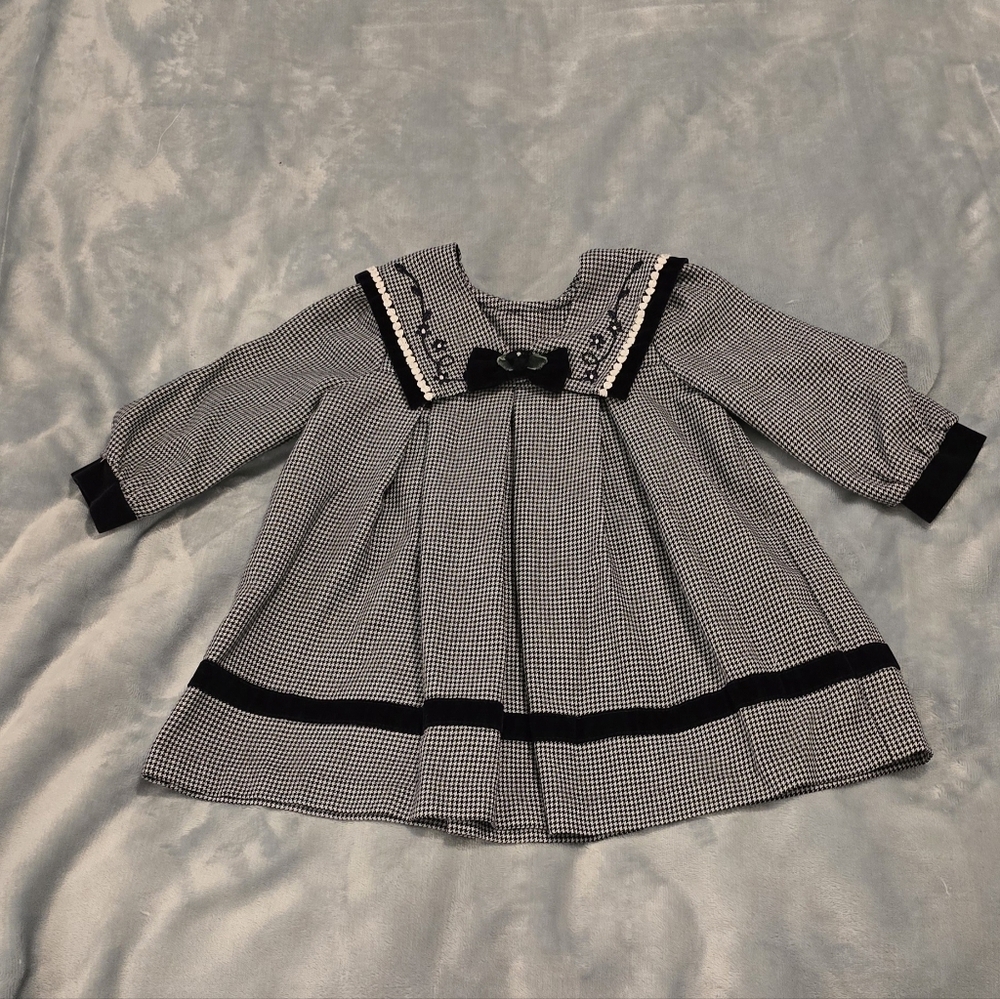 Black and White Checkered Baby Dress With Velvet Trim, 18mo (1105)